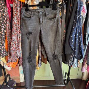 American Eagle Super Stretch Super Low Jegging – Distressed Gray – Size 4 (Regul